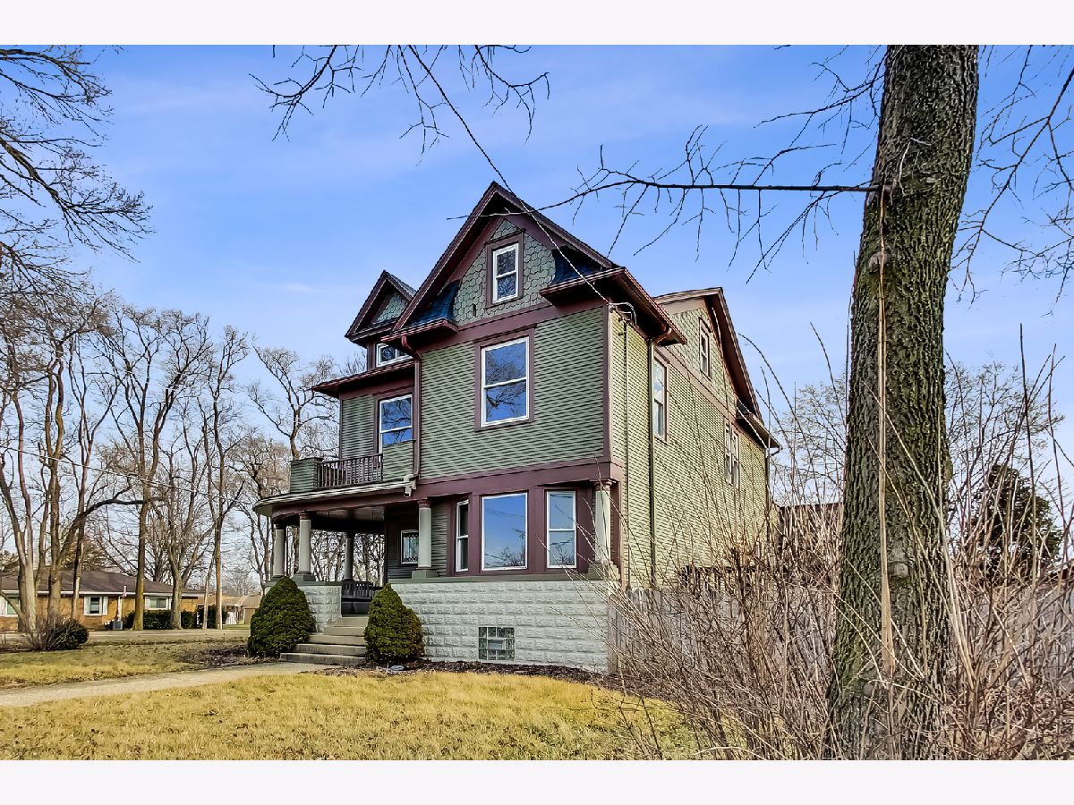 Homes & Condos & Townhomes Sold Old Frankfort Frankfort Illinois, 207 Center