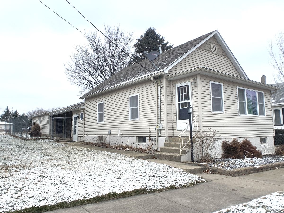  Sold Mark Illinois, 120 Milwaukee