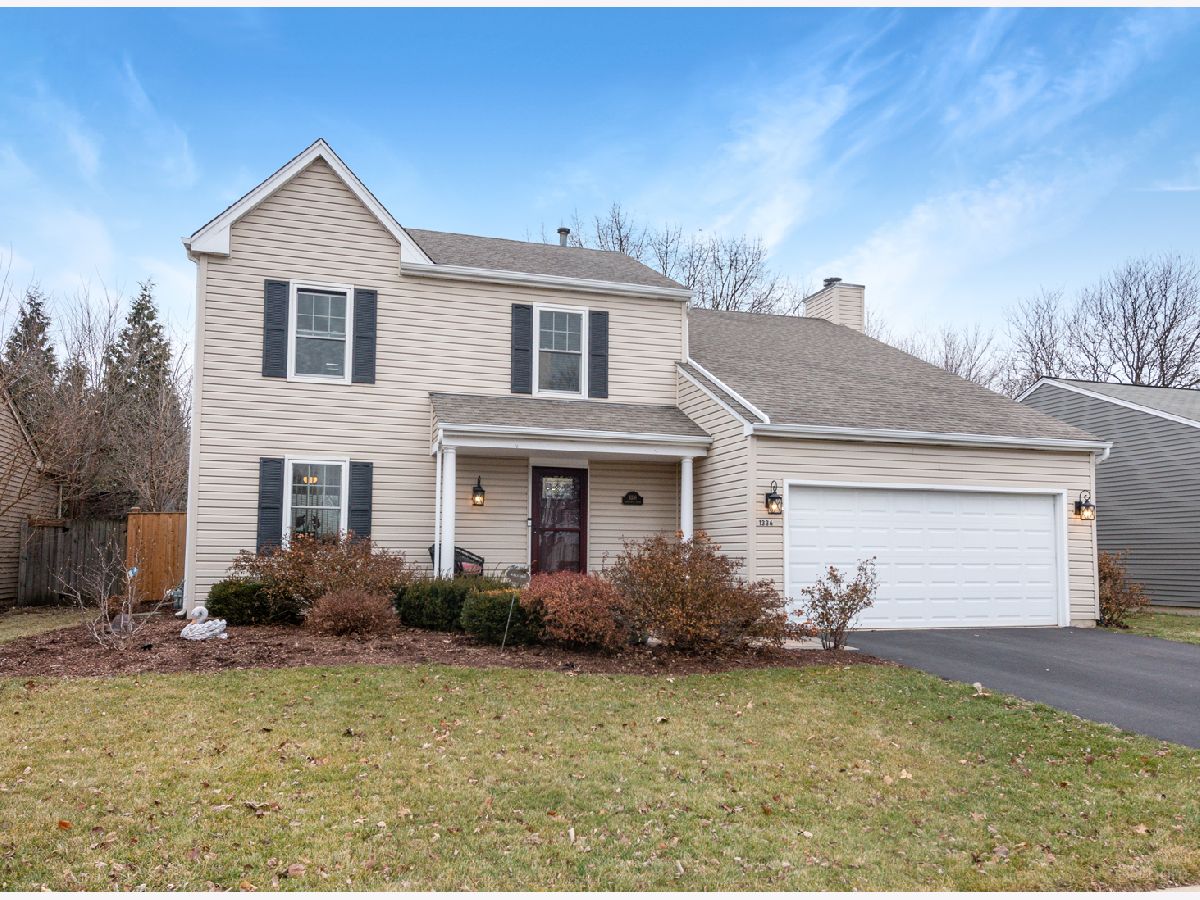 Homes Sold Briarwood Aurora Illinois, 1336 Middlebury