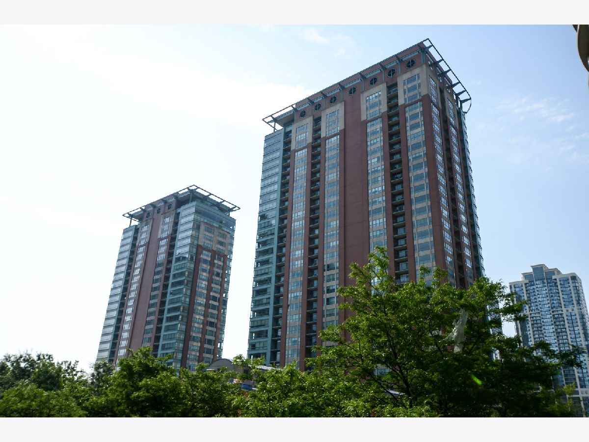Townhomes & Condos Sold Riverview East Chicago Illinois, 445 North Water
