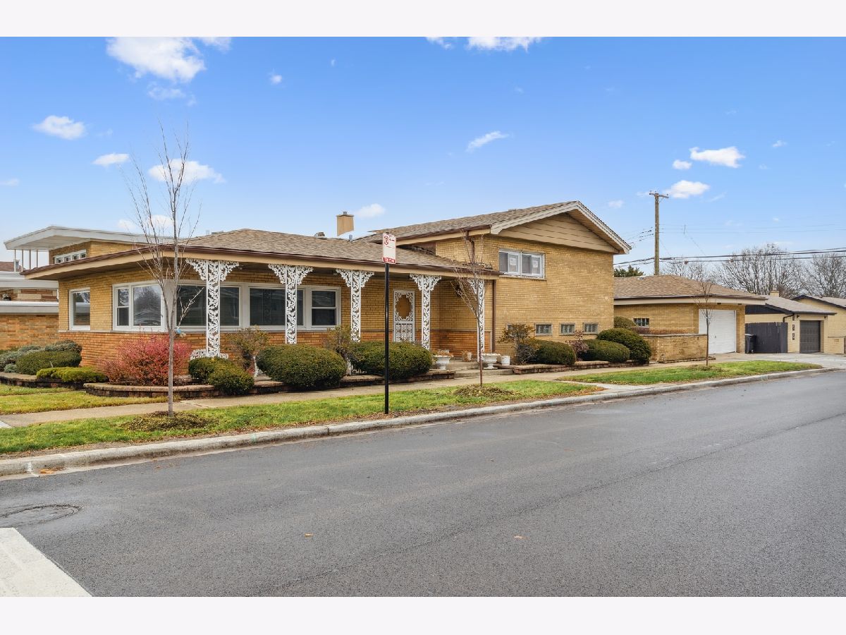 Homes Sold Pill Hill Valley Chicago Illinois, 9059 Bennett