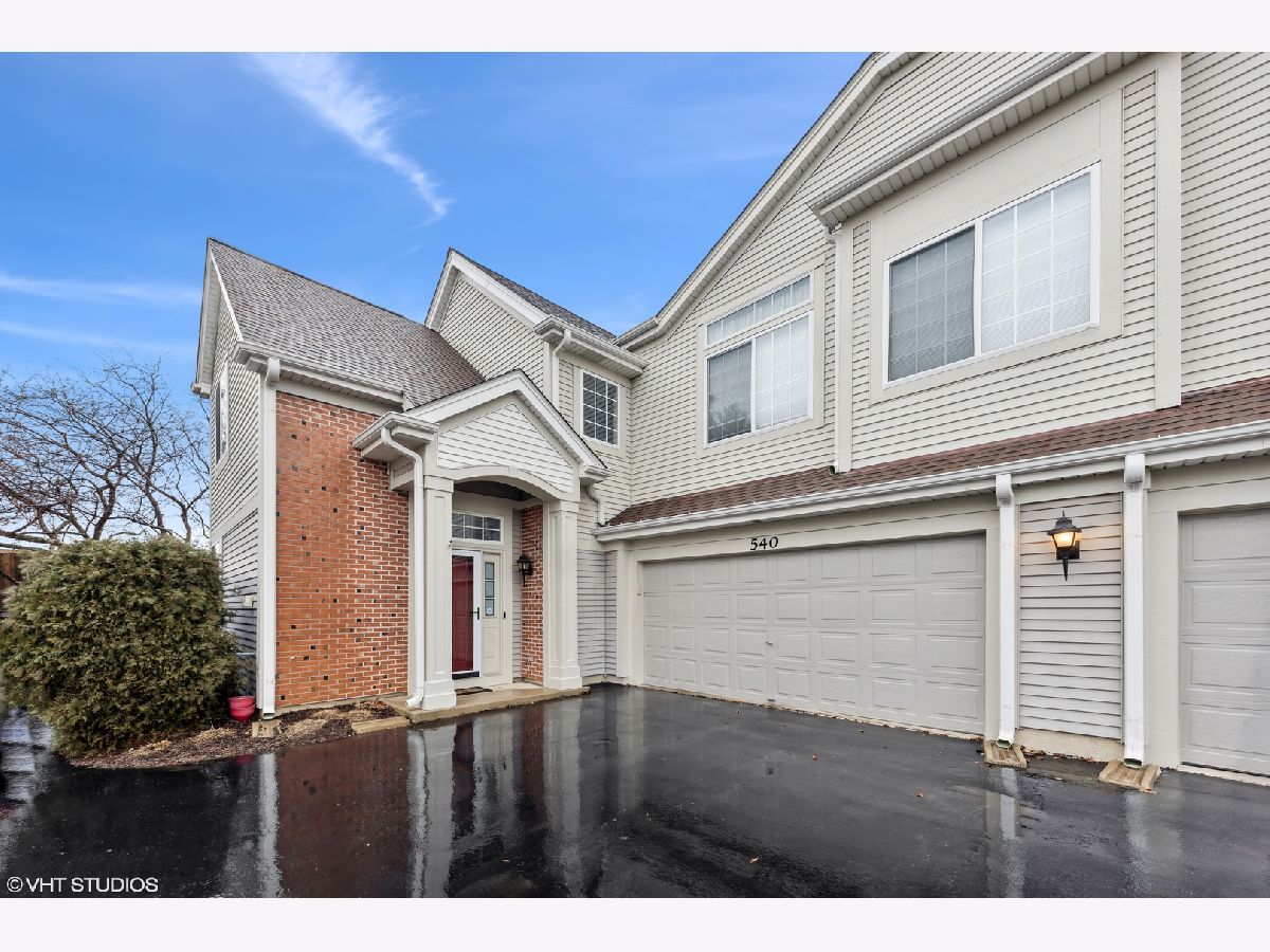 Townhomes & Homes Sold Concord Mills Palatine Illinois, 540 Thornhill