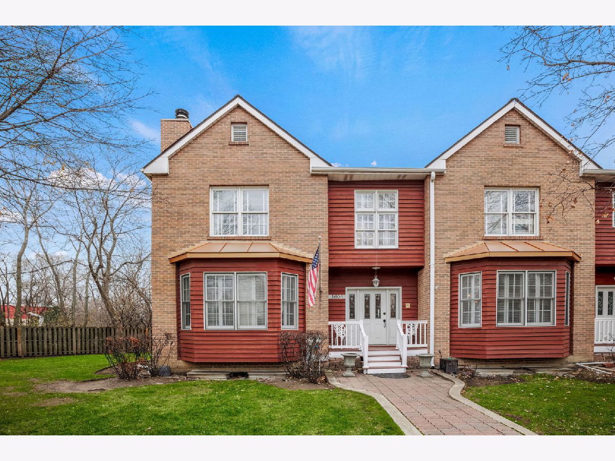 Condos & Townhomes Sold Park Place Arlington Heights Illinois, 1604 Clarence