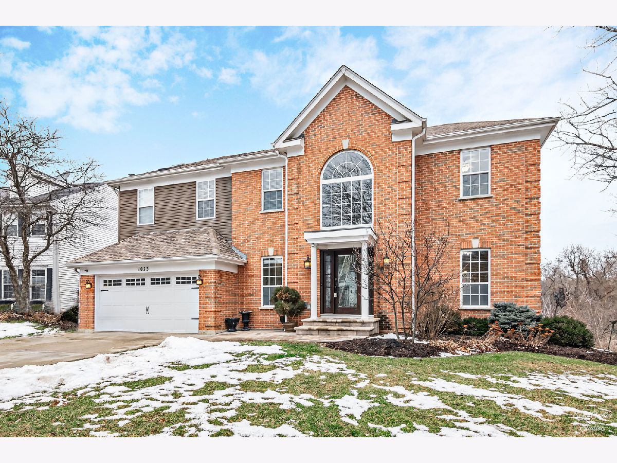 Homes Sold Victoria Woods Fox River Grove Illinois, 1023 Victoria