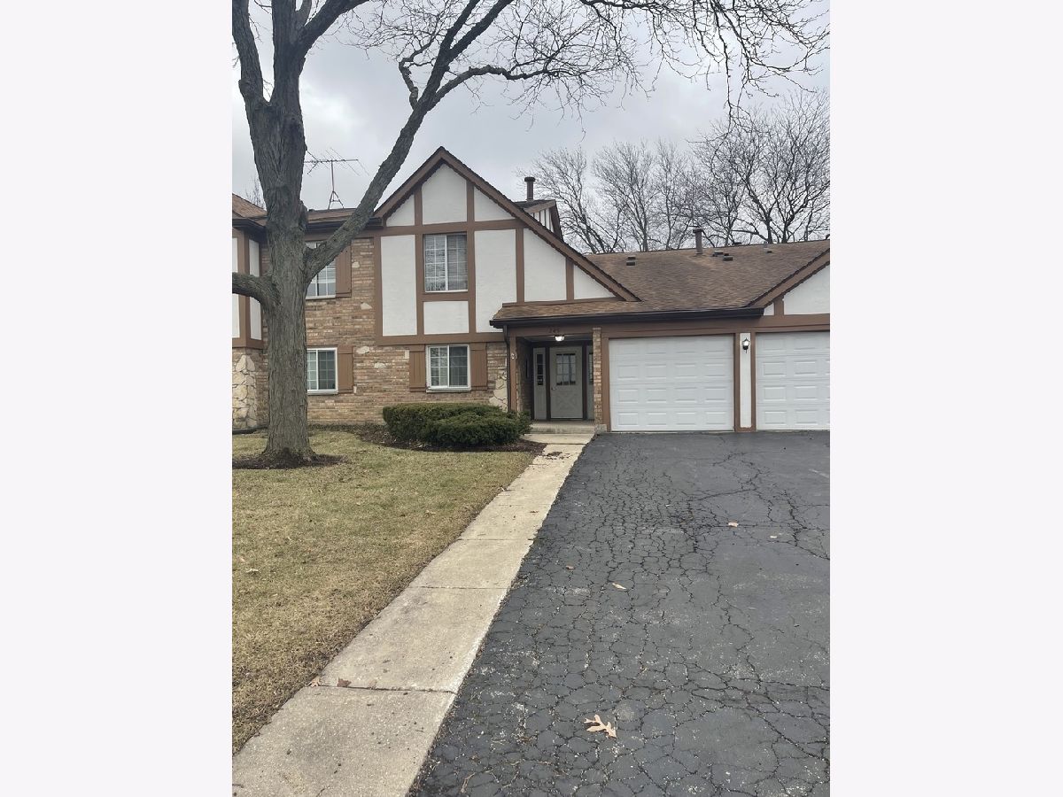 Condominiums Sold Williamsport Village Westmont Illinois, 245 Memory