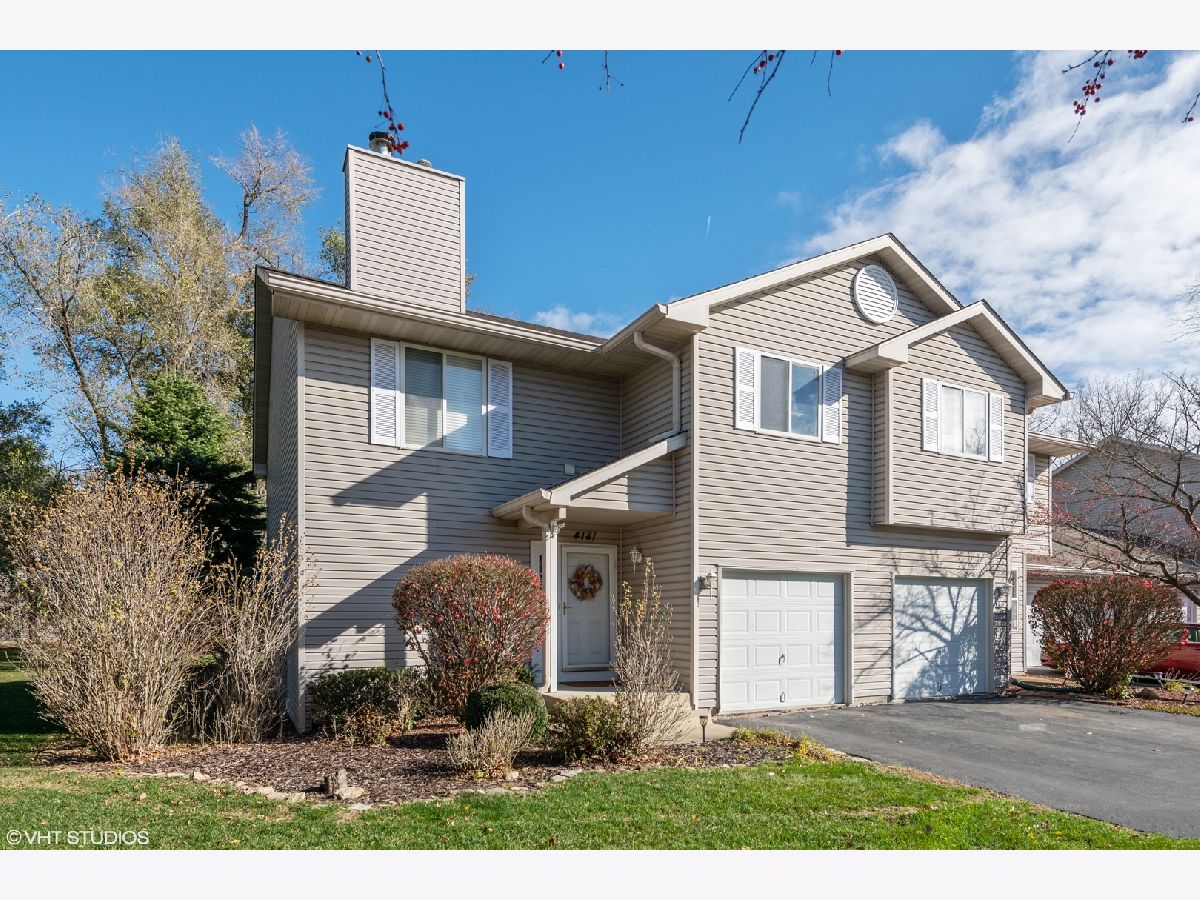 Townhomes Sold Deer Run Estates Joliet Illinois, 4181 Whitetail