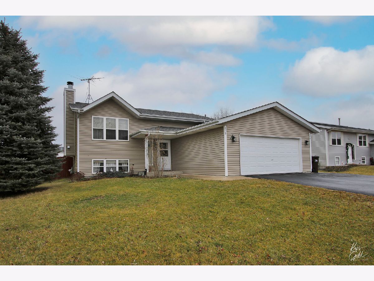 Homes Sold Shadowbrook Capron Illinois, 135 Shadowbrook