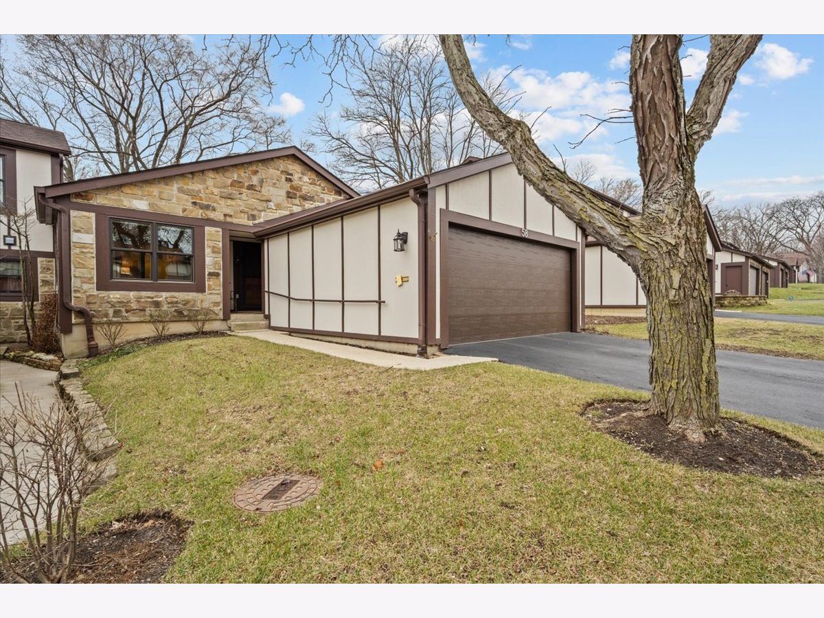 Townhomes Sold The Oaks St Charles Illinois, 58 White Oak