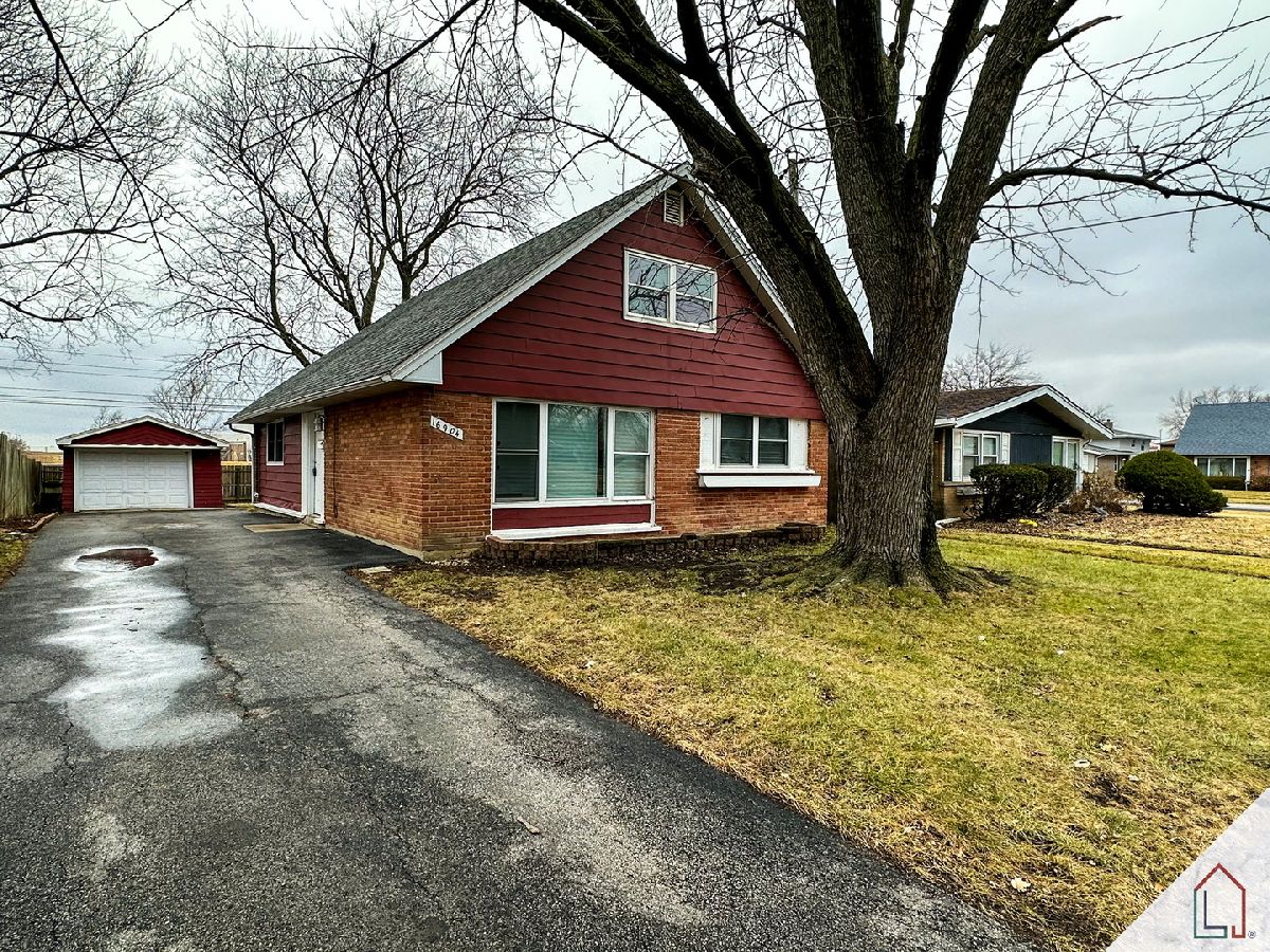 Homes Sold Nob Hill Country Club Hills Illinois, 16904 Sunset Ridge
