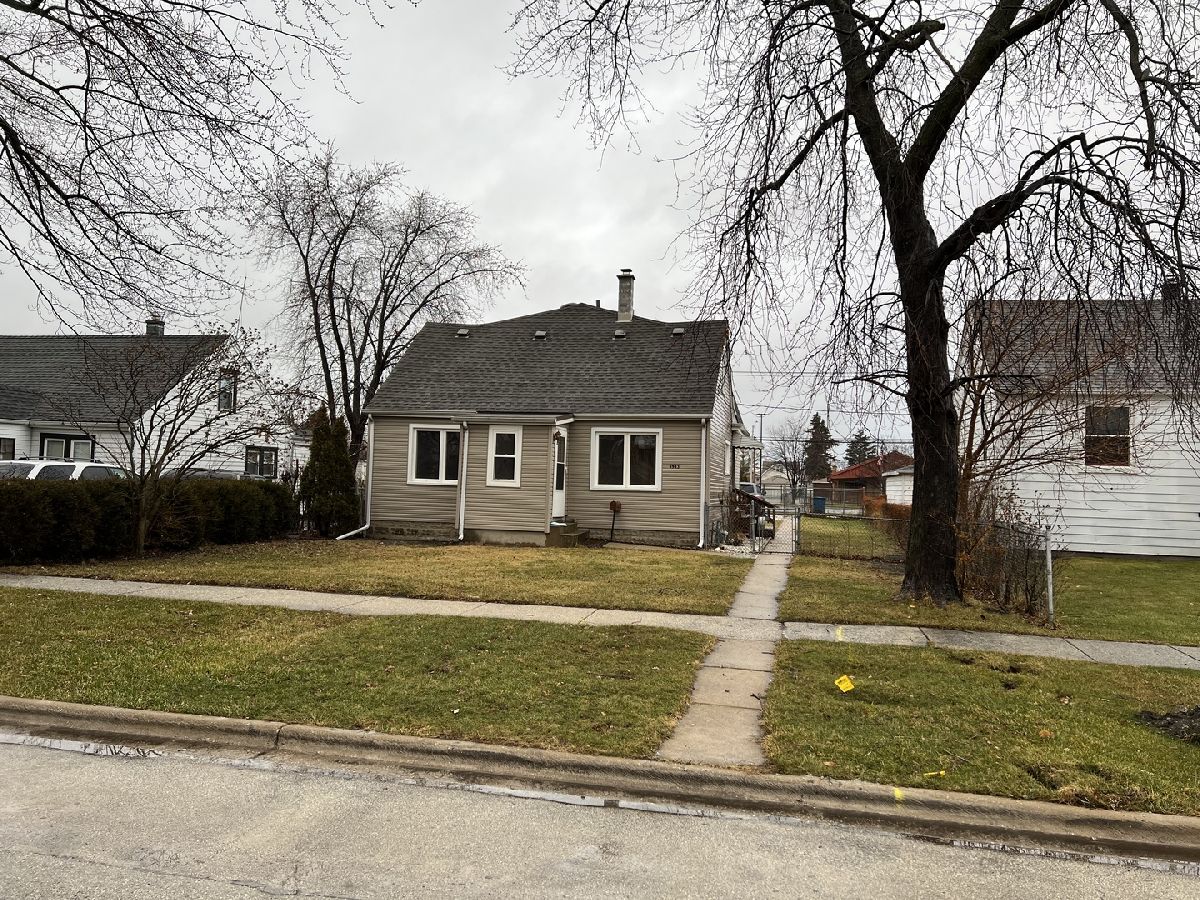  Sold Chicago Illinois, 4943 Lotus