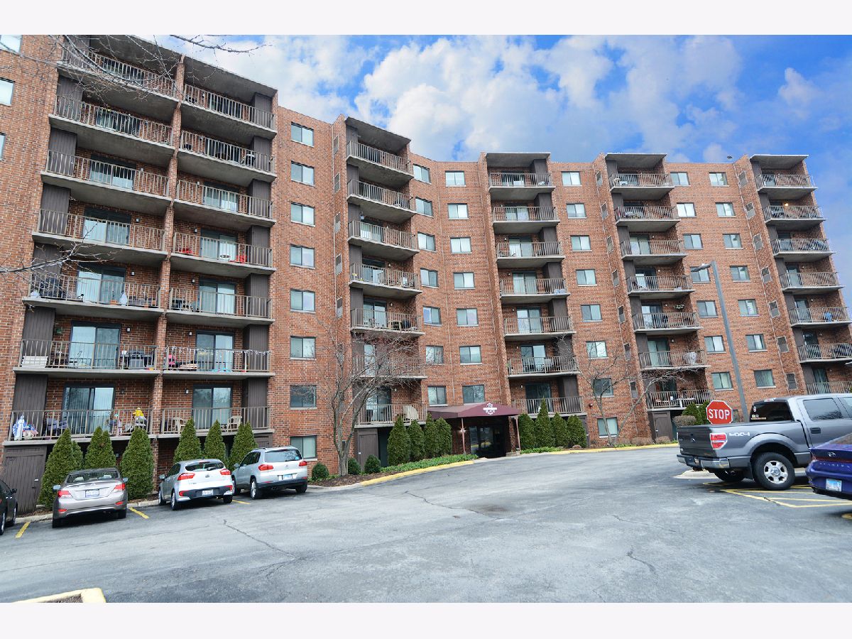 Condominiums Sold One Bloomingdale Place Bloomingdale Illinois, 1 Bloomingdale