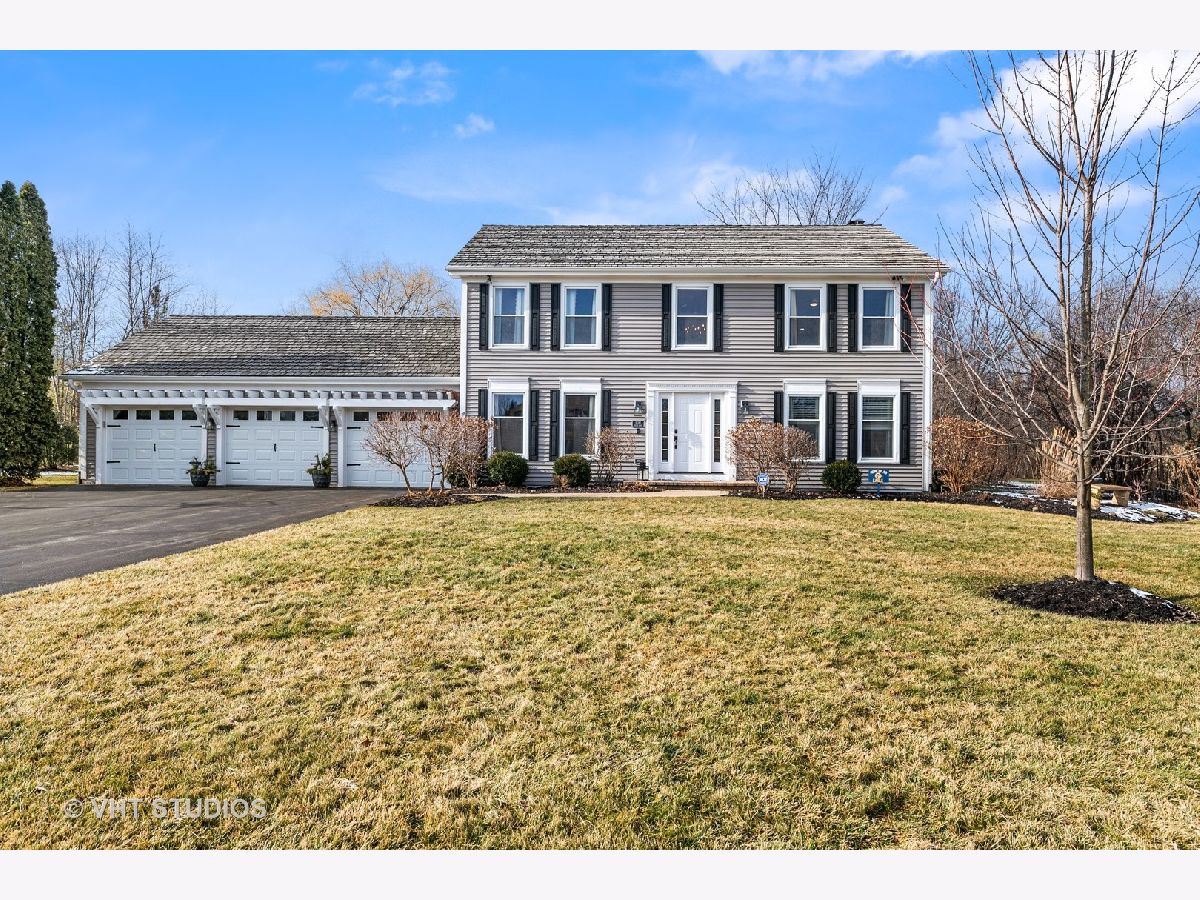 Homes Sold Saddle Hill Green Oaks Illinois, 1681 Wilton