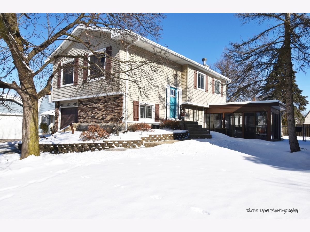 Homes & Townhomes Sold Newport Carol Stream Illinois, 605 Sequoia