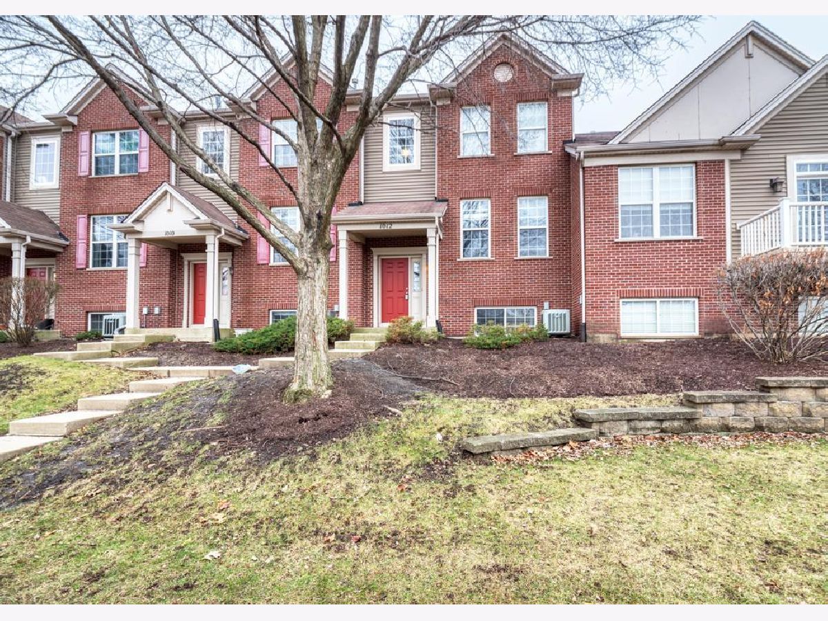 Townhomes For Rent Neudearborn Station Naperville Illinois, 1012 Bradford
