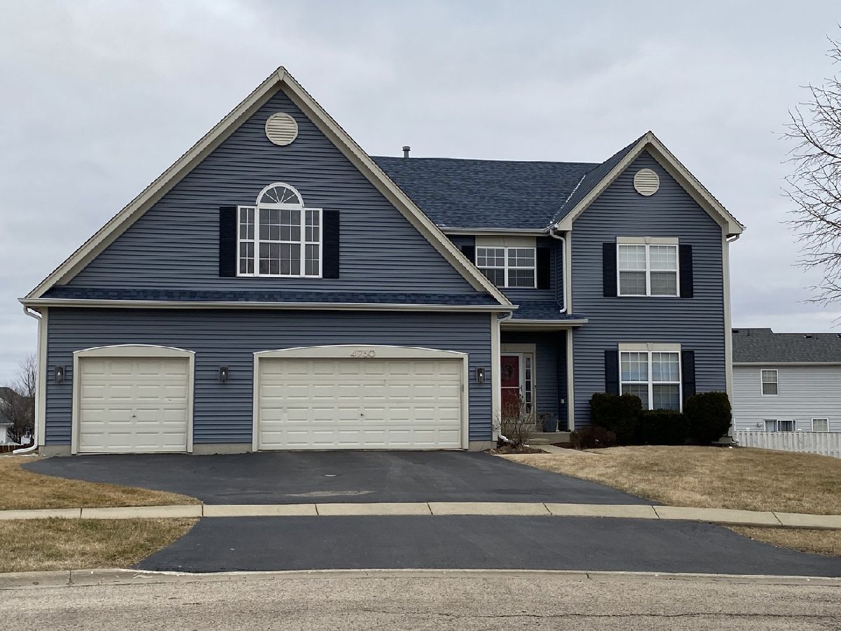 Homes Rented Heron Bay Lake In The Hills Illinois, 4730 Saginaw