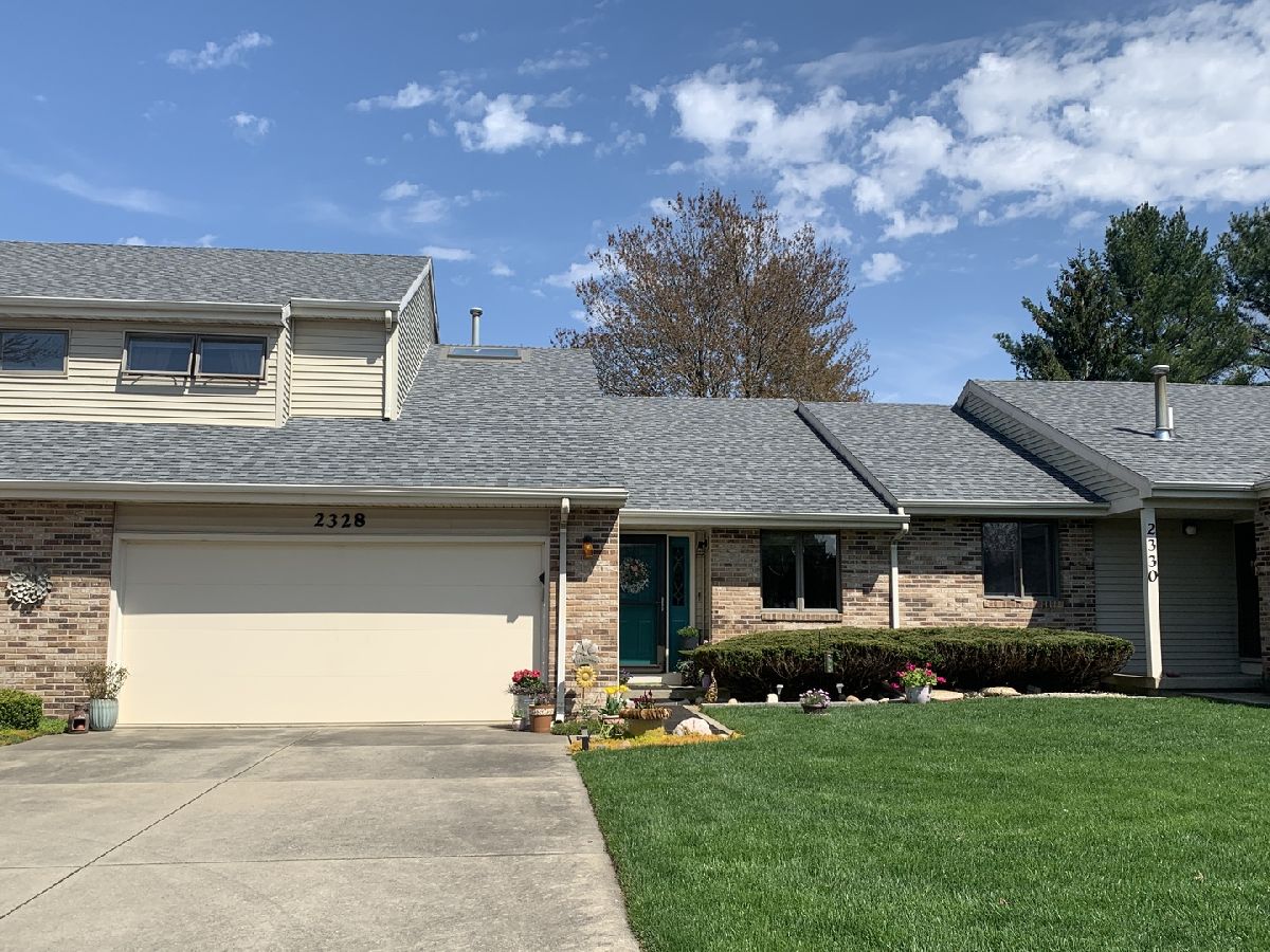 Homes & Condos & Townhomes Sold Westview Champaign Illinois, 2328 Staley