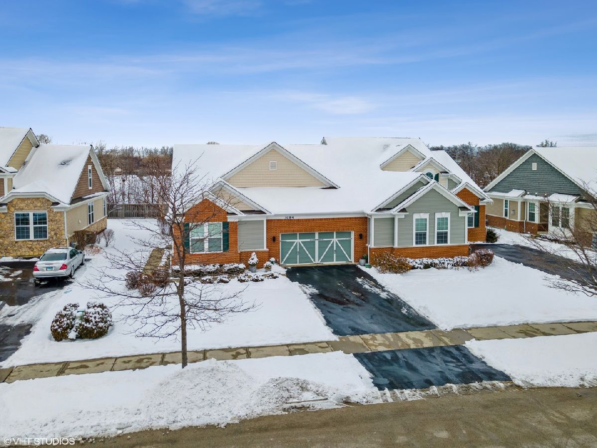 Townhomes & Homes Sold Regency At The Glen Glenview Illinois, 3084 Valcour