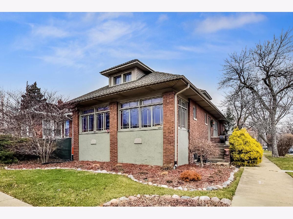 Homes & Condominiums Sold The Villa Chicago Illinois, 3800 Addison