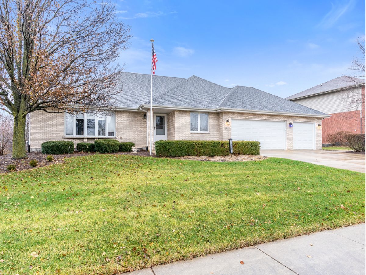 Homes Sold Blackthorne Ridge Mokena Illinois, 19143 Juniper