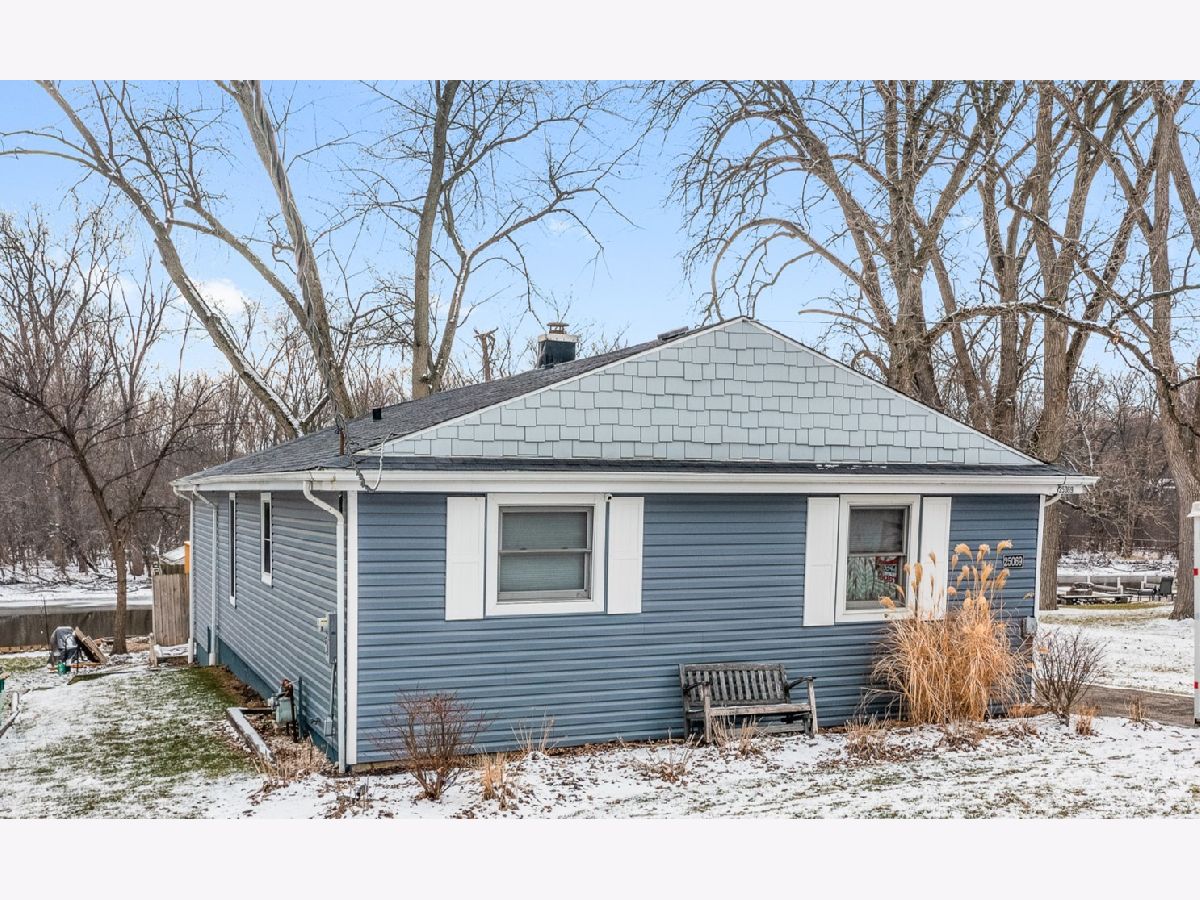 Homes Sold Petite Lake Highwoods Lake Villa Illinois, 25069 Forest