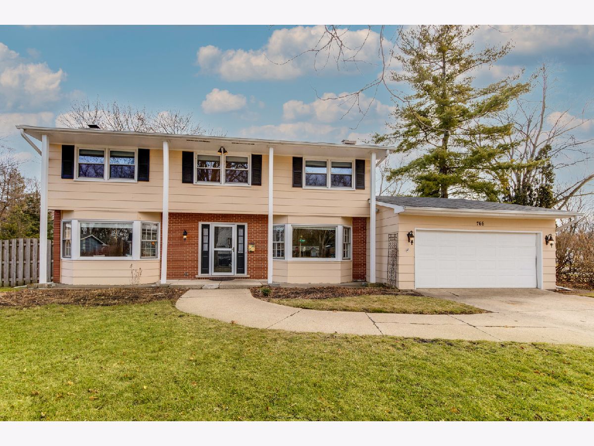 Homes Sold Valley Park Libertyville Illinois, 766 7th
