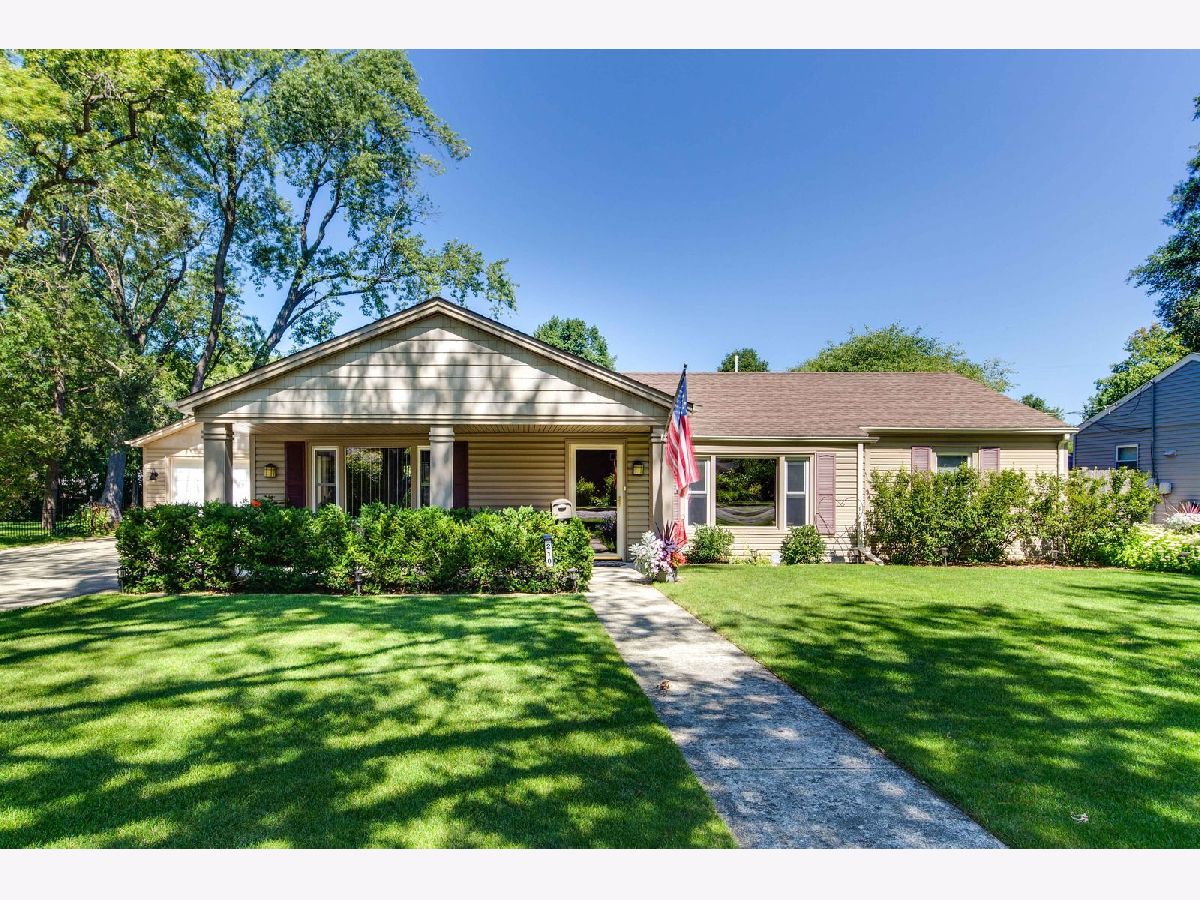 Homes Sold North Shore Park Mundelein Illinois, 210 Woodlawn