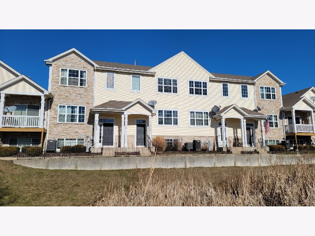Townhomes Rented Timber Glenn Yorkville Illinois, 1374 Carolyn