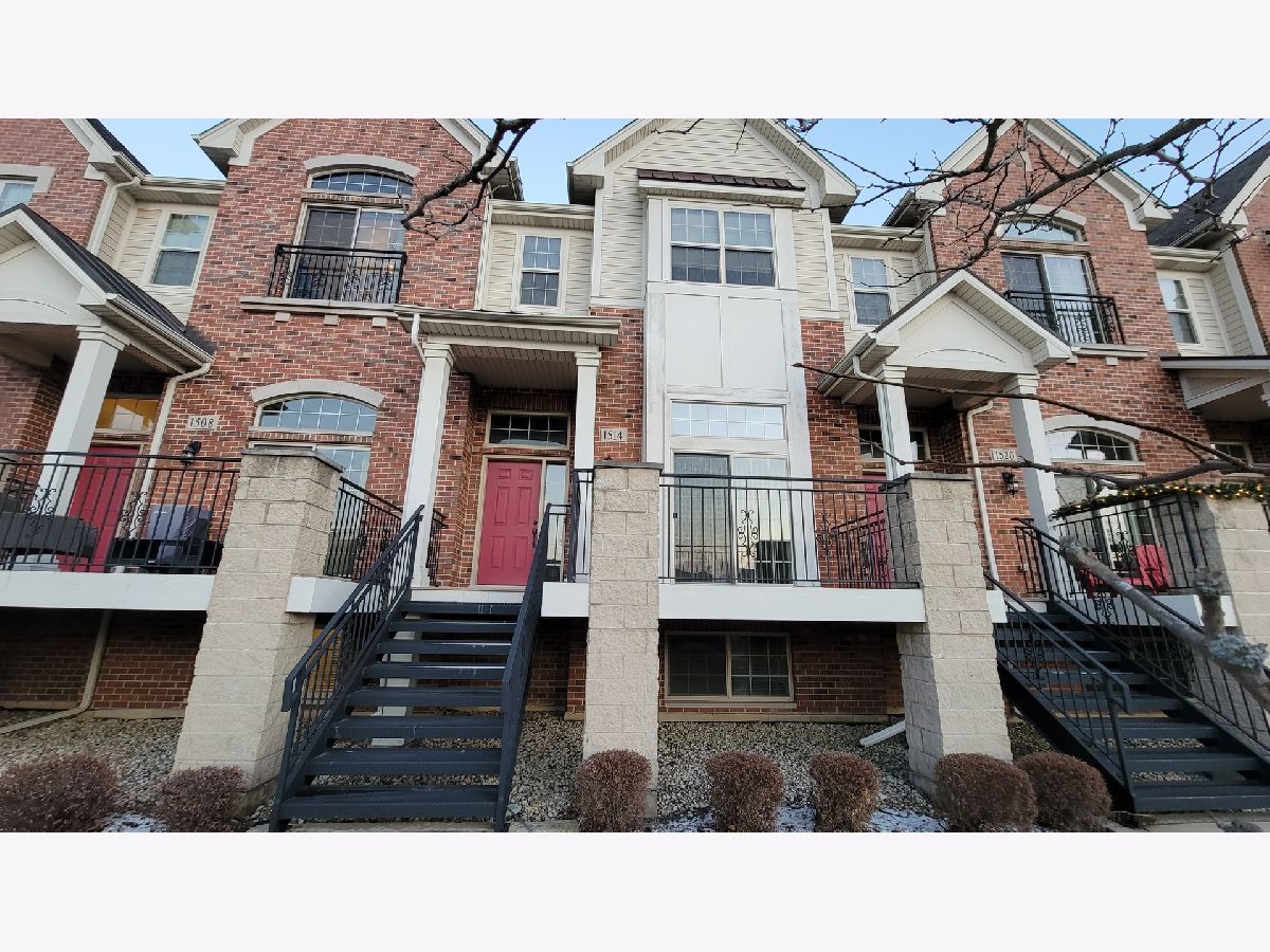 Townhomes Rented Lake Ridge Townhomes Mundelein Illinois, 1514 Lakeridge