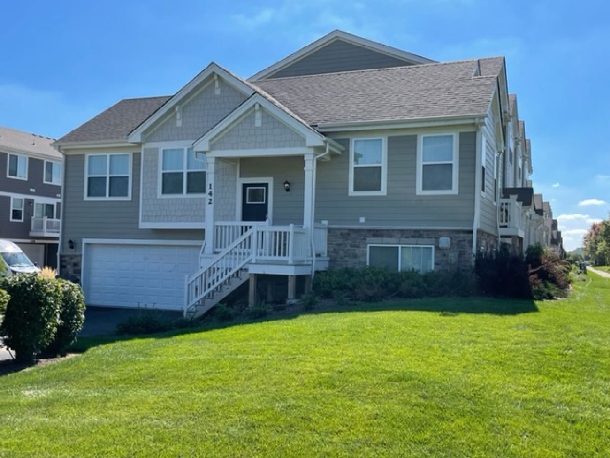 Homes & Townhomes Rented Tall Oaks Elgin Illinois, 142 Goldenrod