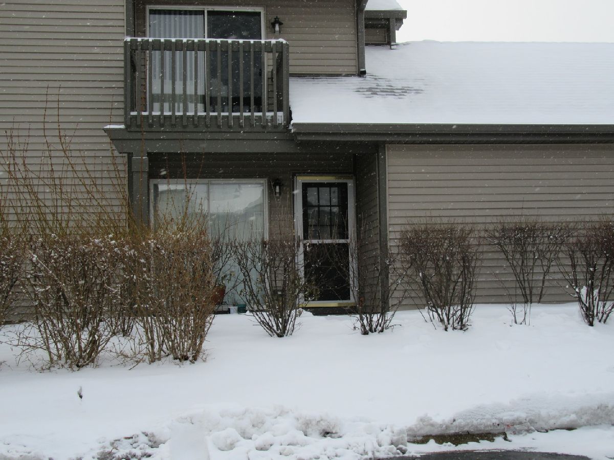 Townhomes & Condos Rented Buttercreek Hoffman Estates Illinois, 333 Grissom