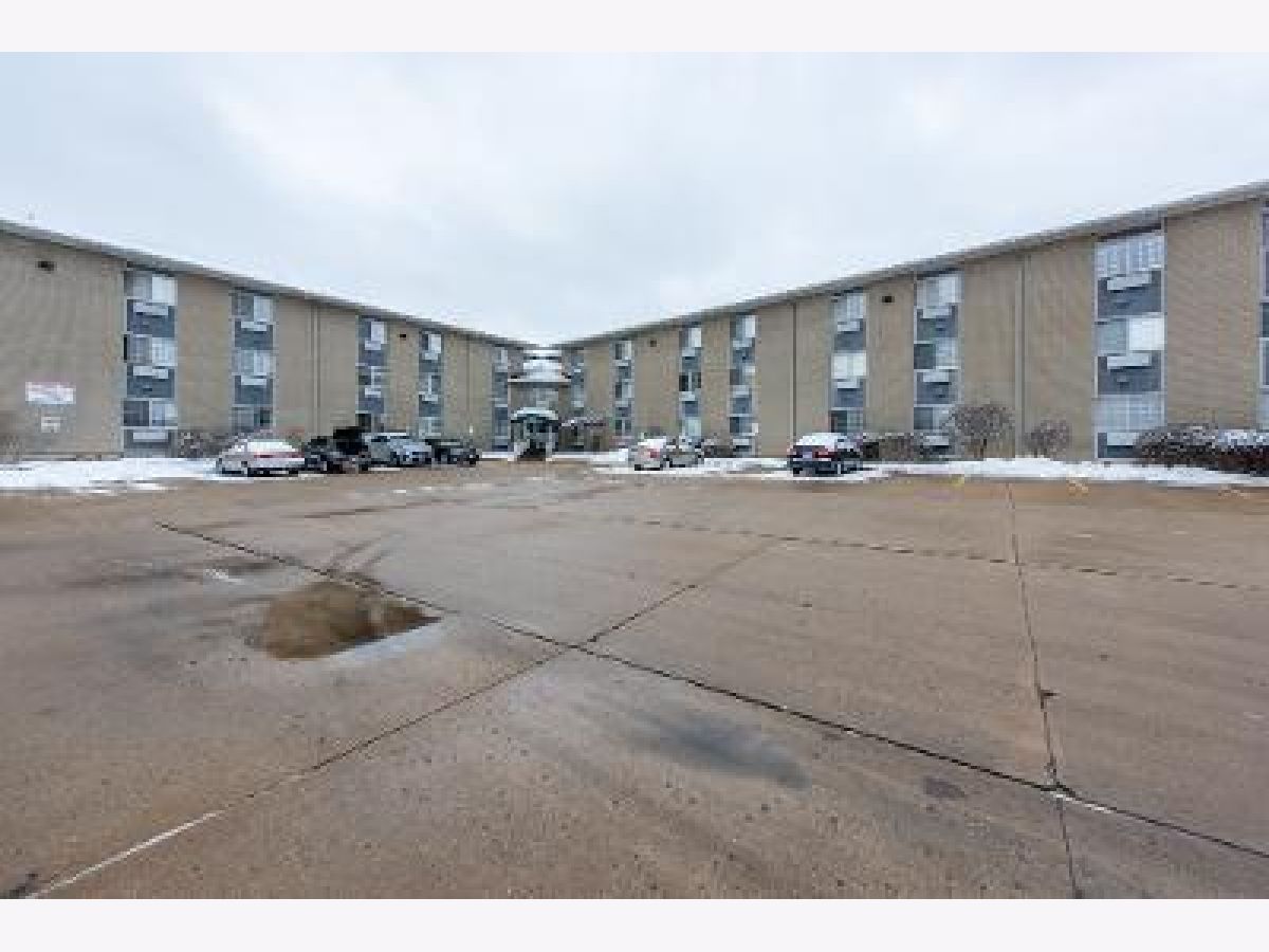 Condominiums Sold Onan Suites Waukegan Illinois, 3305 Sunset
