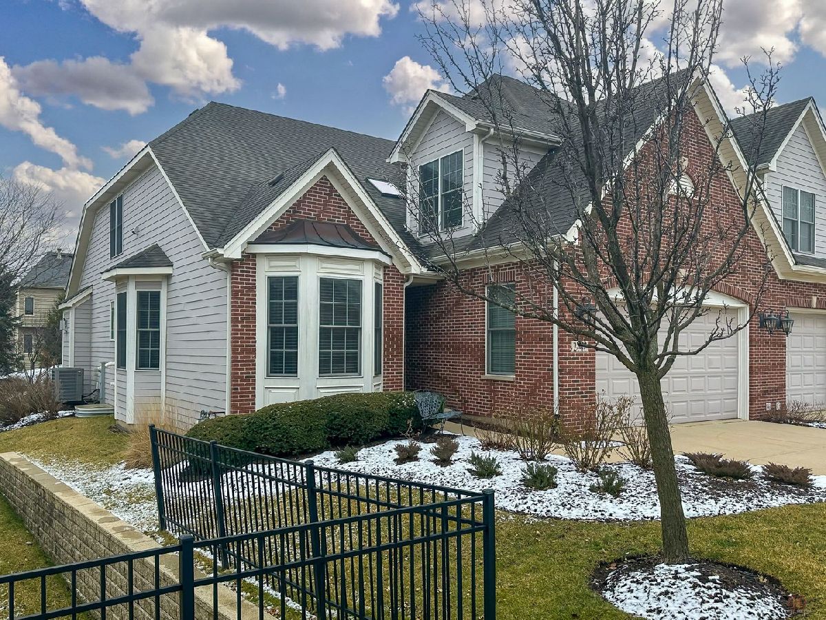 Homes & Townhomes Sold Ginger Woods Aurora Illinois, 2747 Nicole