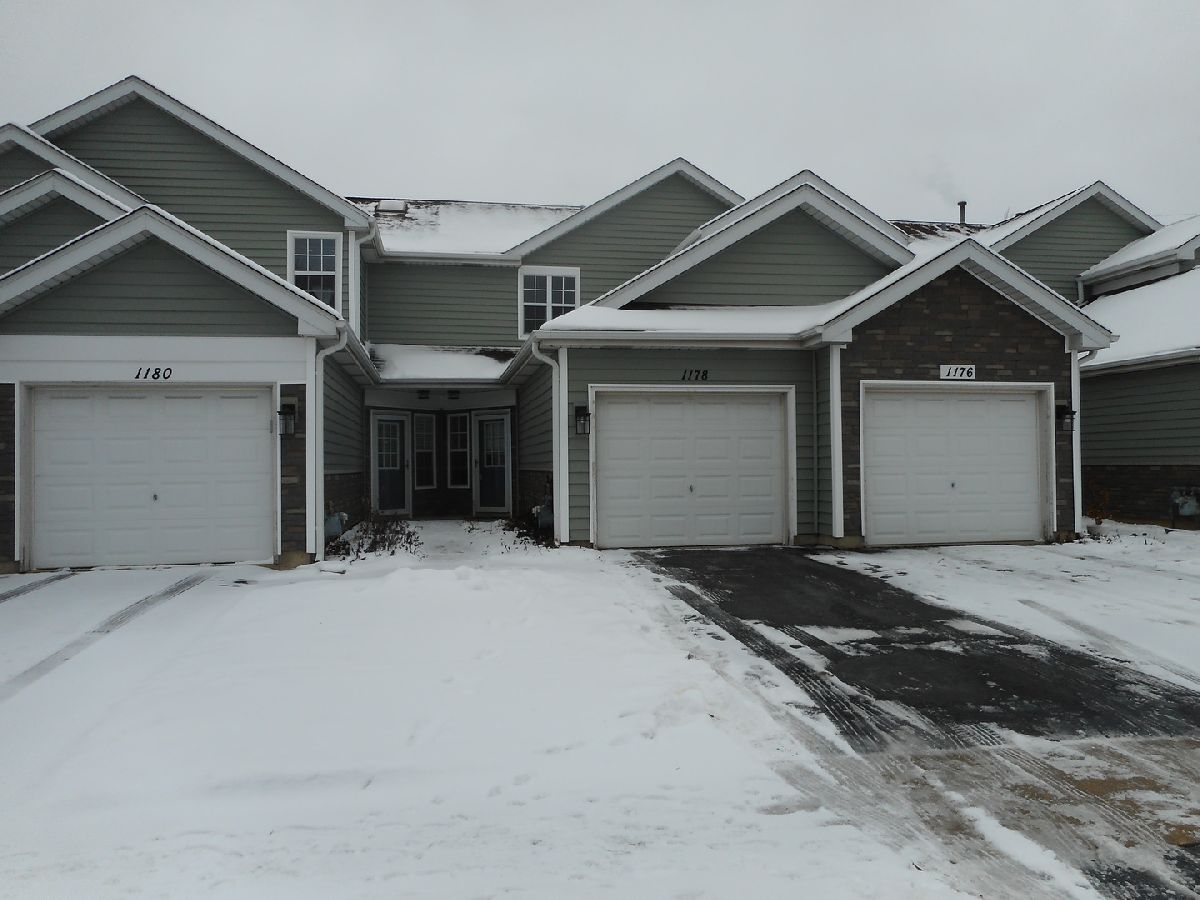 Townhomes & Condos Sold Wellington Court Schaumburg Illinois, 1178 Regency