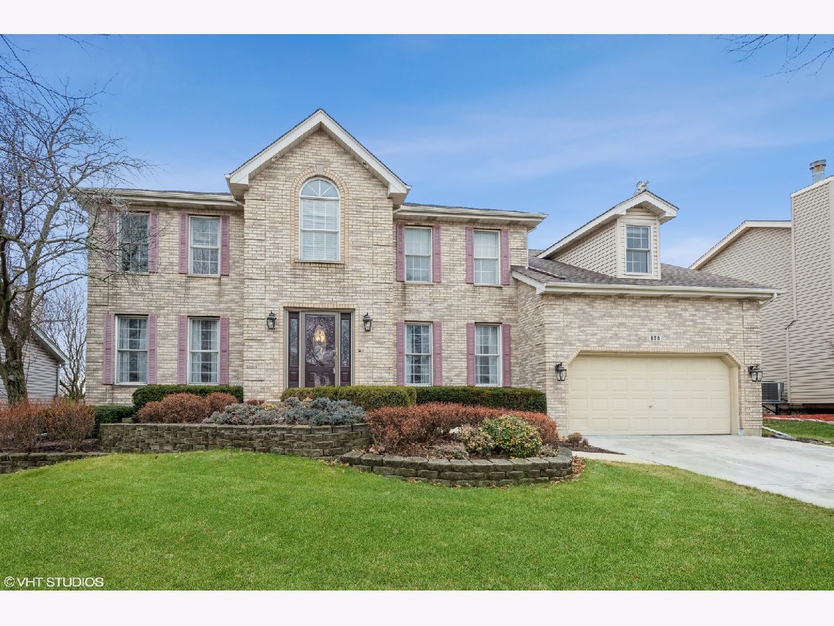 Homes Sold Covington Cove Carol Stream Illinois, 890 Somerset