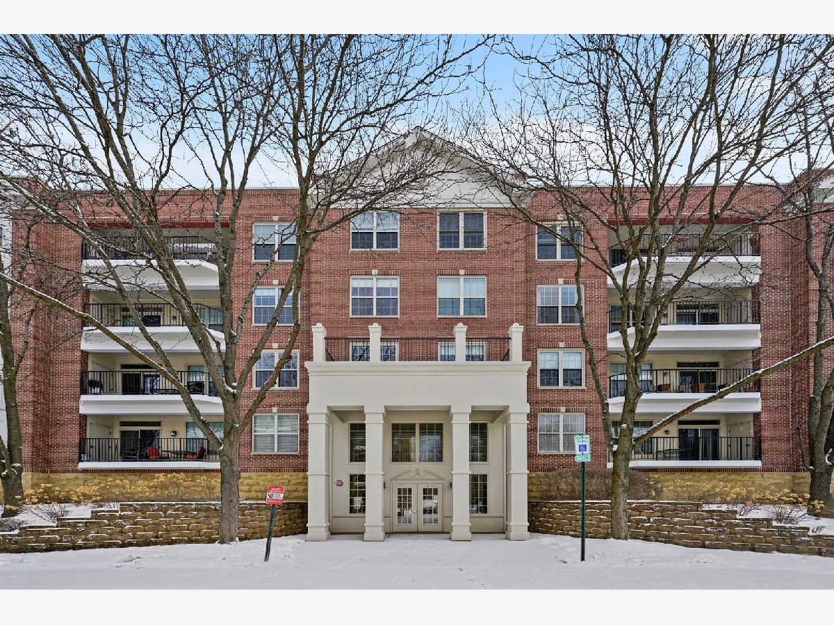 Condominiums Sold Kimball Square Rolling Meadows Illinois, 3115 Town Square