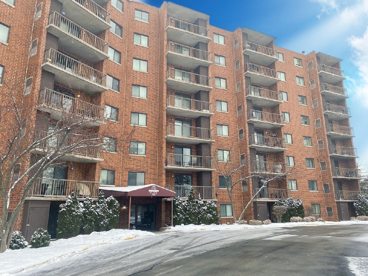 Condominiums Sold One Bloomingdale Place Bloomingdale Illinois, 1 Bloomingdale