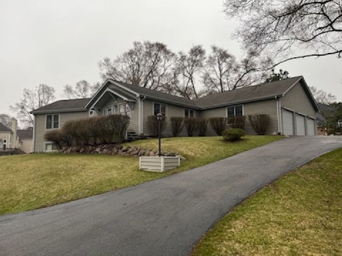 Homes Sold River Pointe Cary Illinois, 6507 Wildberry