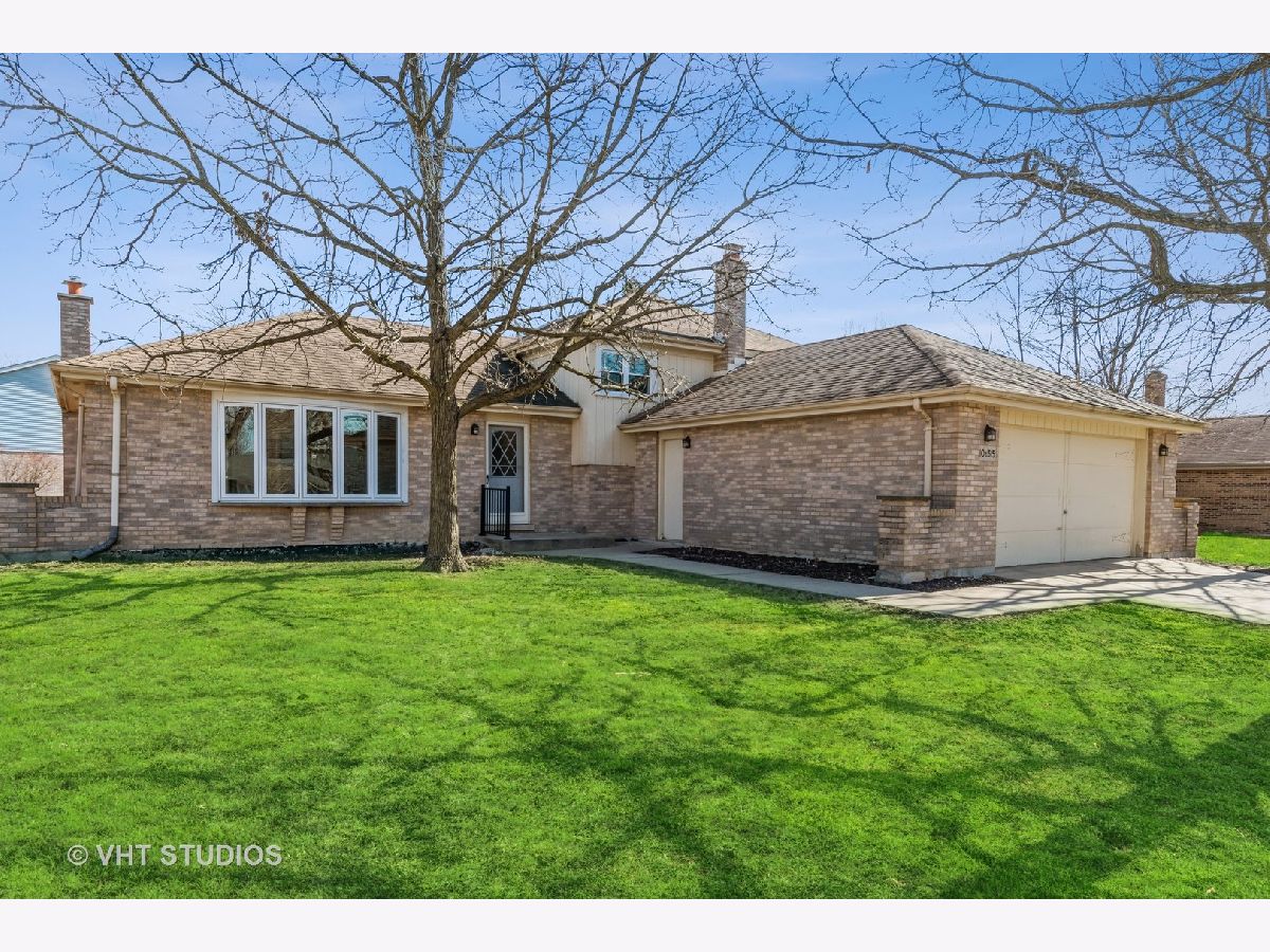 Homes & Condos & Townhomes Sold Farmingdale Downers Grove Illinois, 10 S 515 Havens