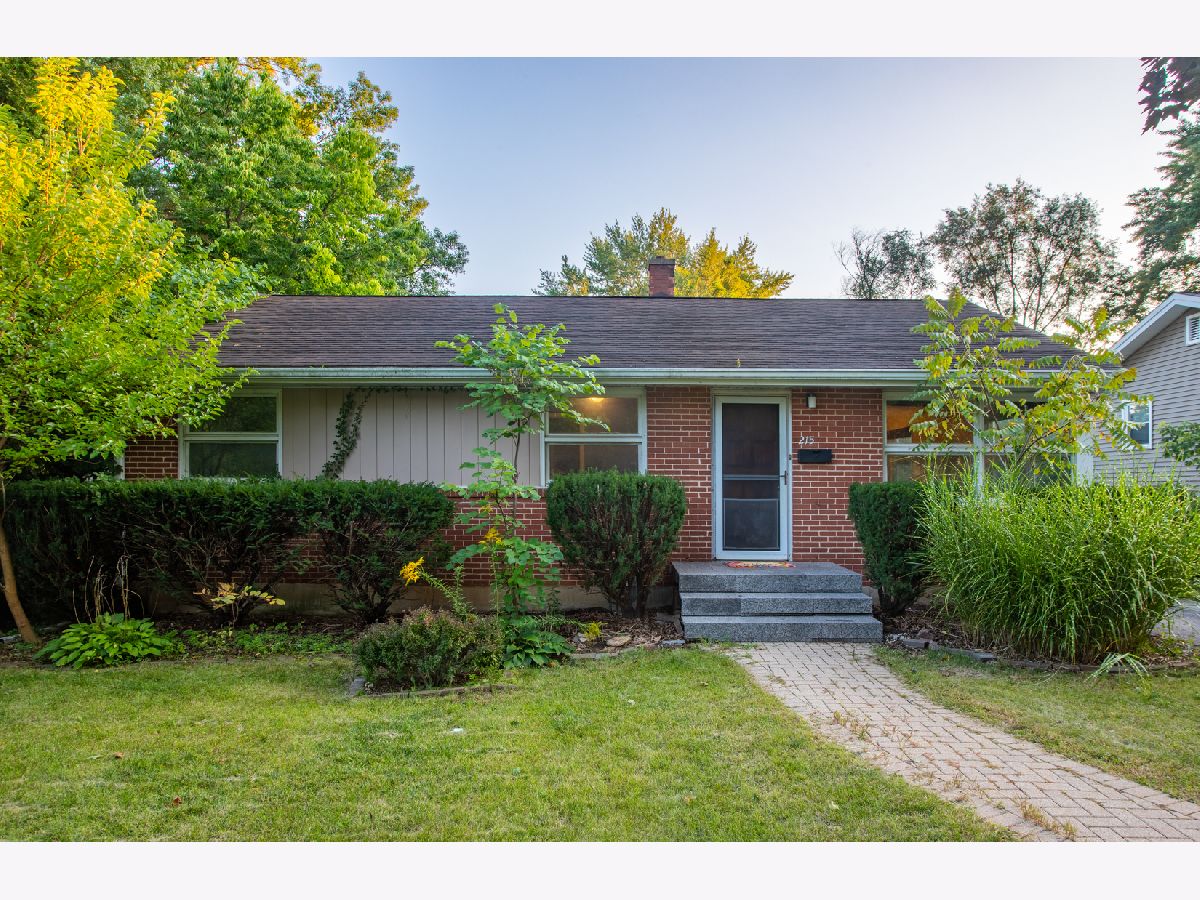 Homes Sold Colby Crystal Lake Illinois, 215 Union