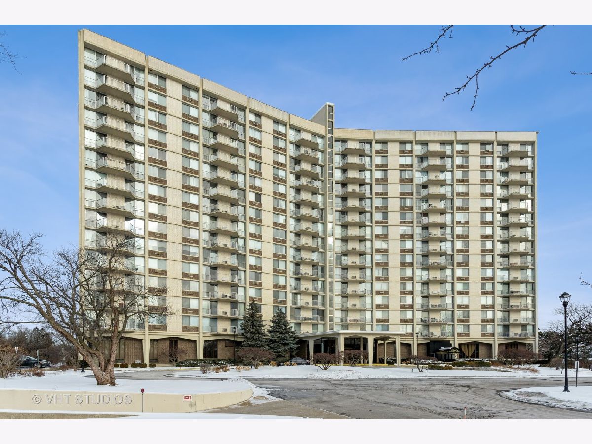 Oak Brook Towers Oak Brook IL, Condos & Townhomes For Sale & For Rent Sadie Winter Dana Cohen