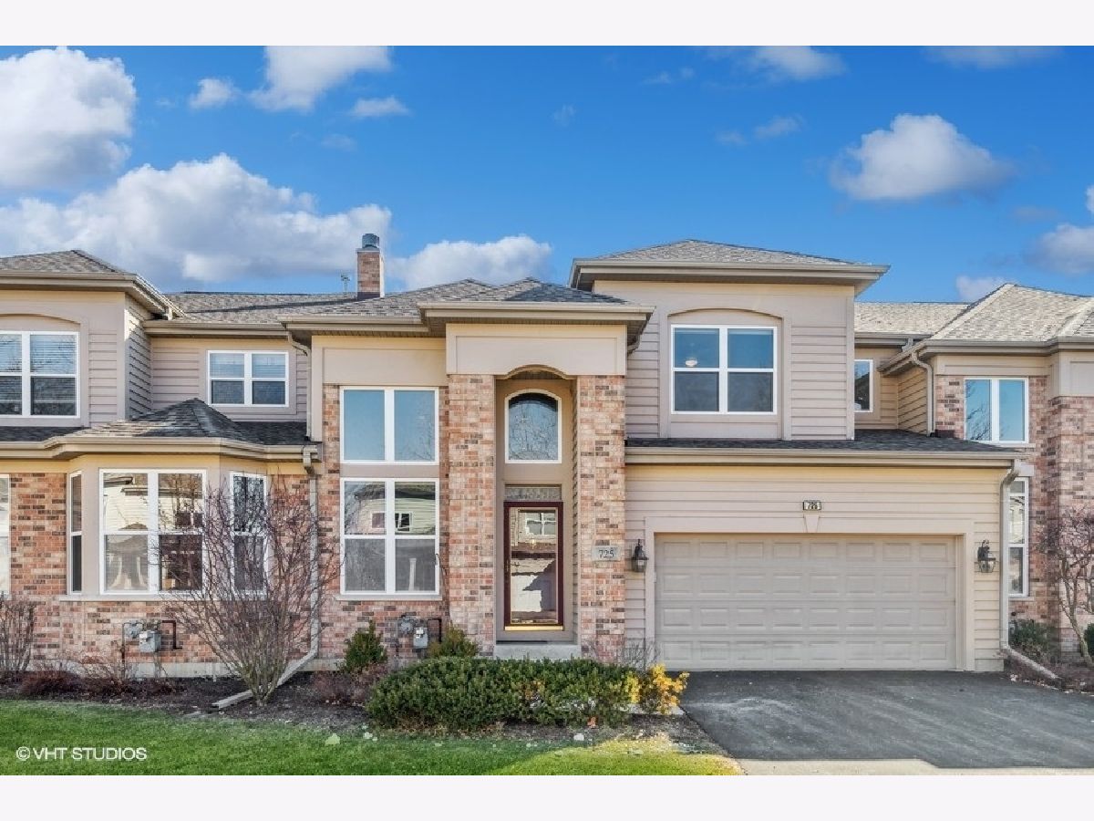 Condos & Townhomes & Homes Sold Sanders Prairie Northbrook Illinois, 725 Samson
