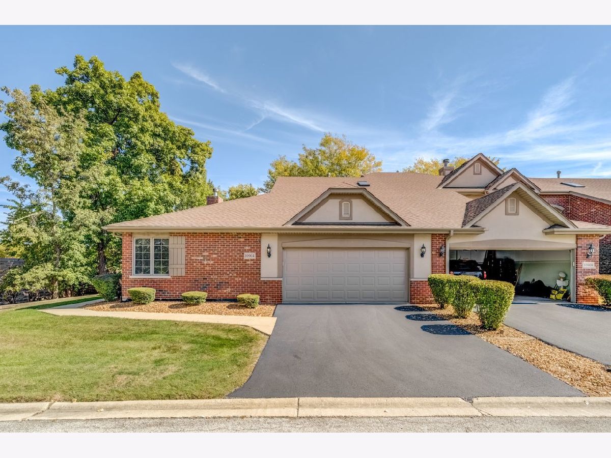 Townhomes & Homes Sold Settlers Pond Frankfort Illinois, 10904 Settlers Pond
