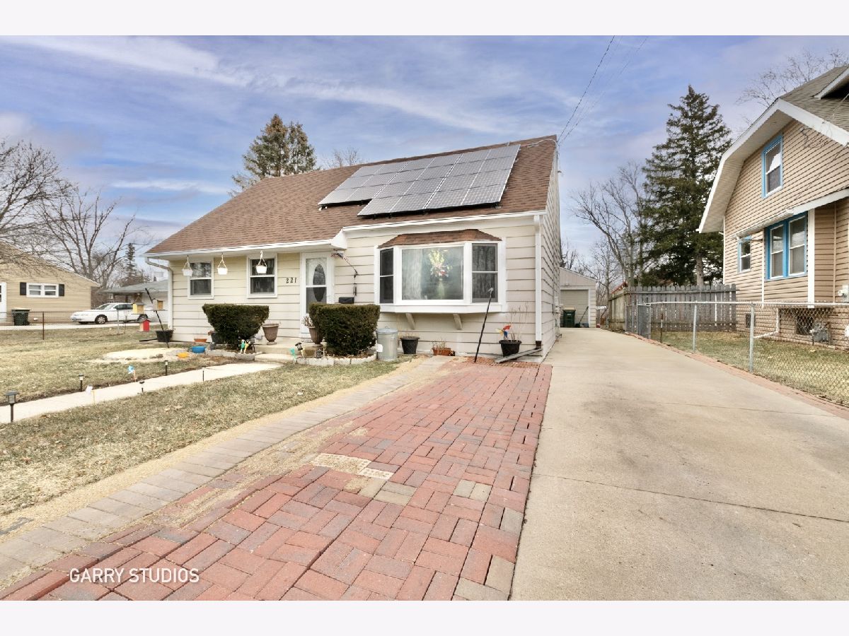 Homes Sold Alta Vista West Chicago Illinois, 221 Norris