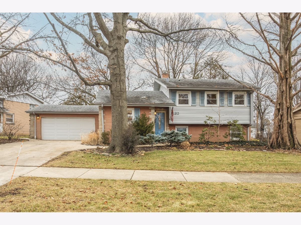 Homes Sold Westgate Arlington Heights Illinois, 120 Yale