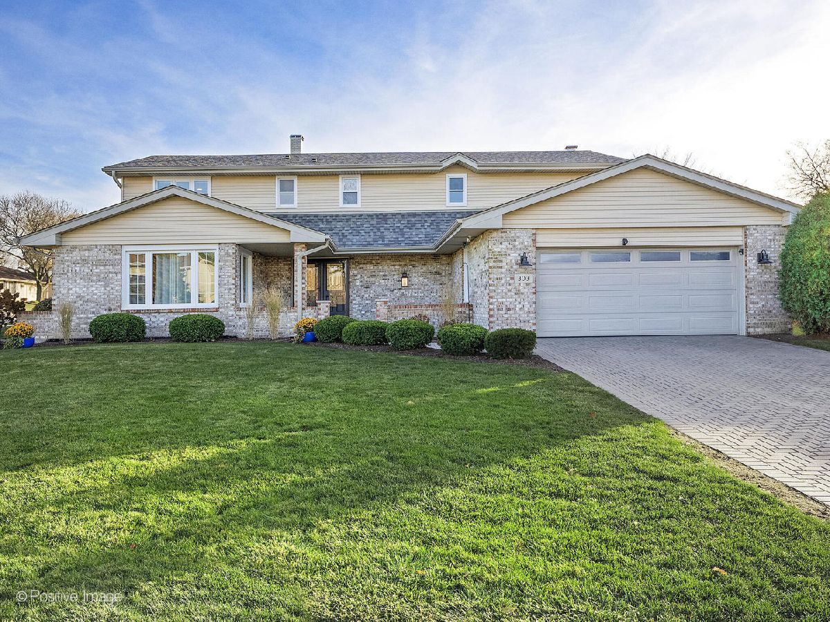 Homes Sold Waterford Willowbrook Illinois, 303 Waterford