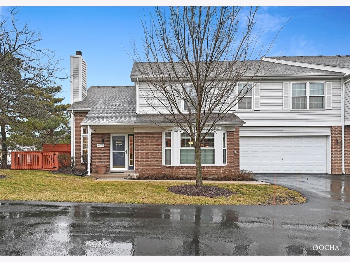 Townhomes Sold Cambridge Place Mokena Illinois, 9777 Cambridge