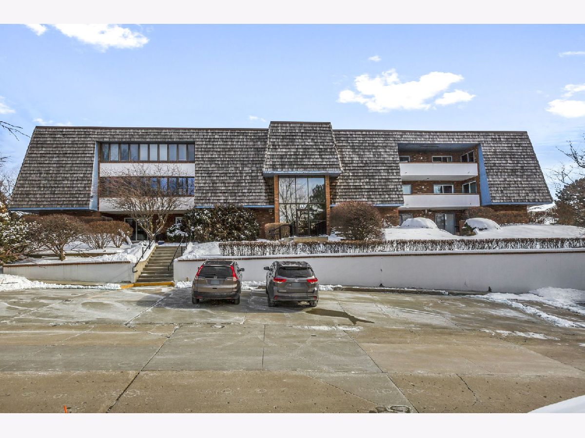 Condos & Townhomes Sold Red Top Villas Libertyville Illinois, 150 Red Top