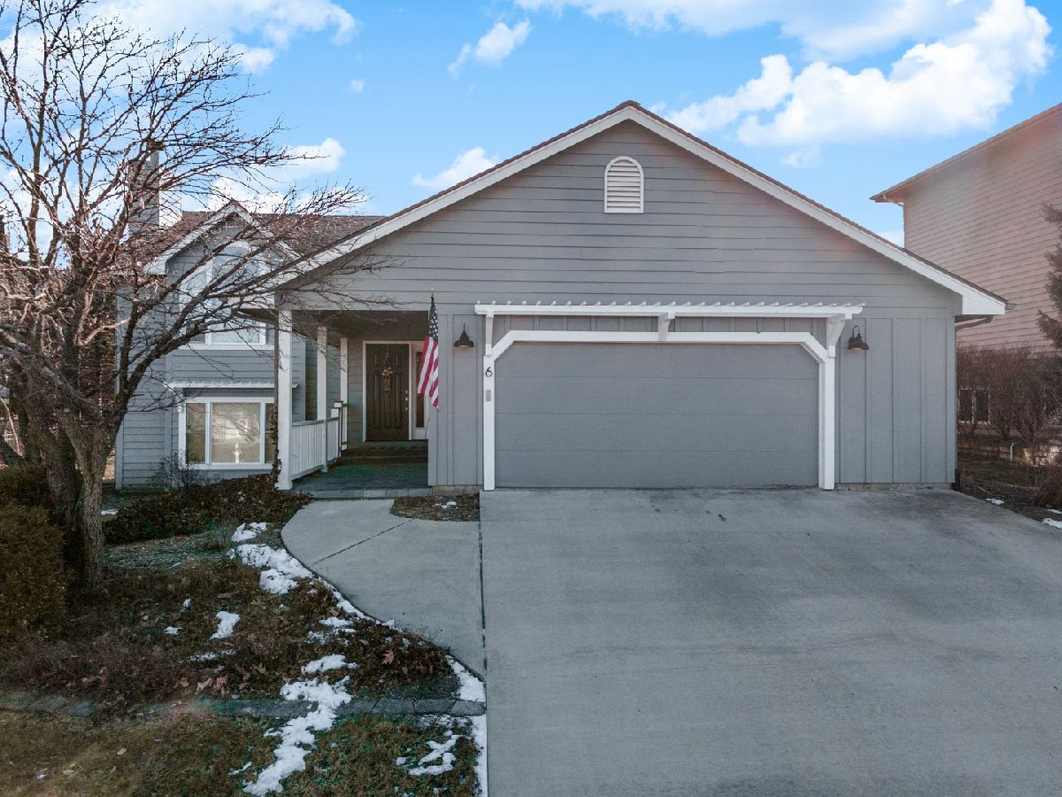 Homes & Condos & Townhomes Sold Woodland Ridge Bloomington Illinois, 6 Stetson
