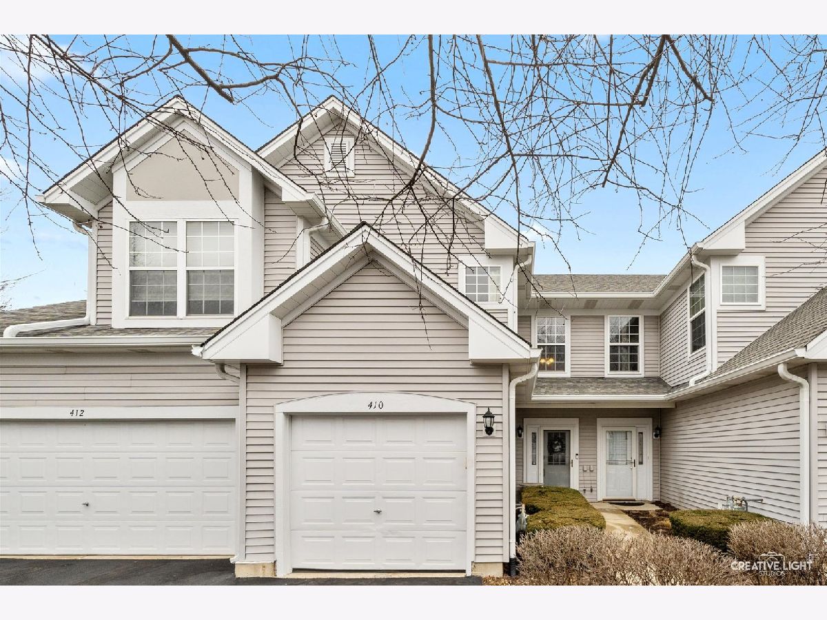 Townhomes Sold Kingsbrook Crossing Oswego Illinois, 410 Cobblestone