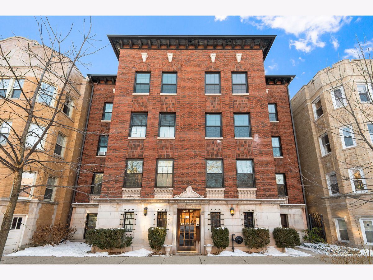 Condos & Townhomes Sold Glenwood Manor Chicago Illinois, 6652 Glenwood